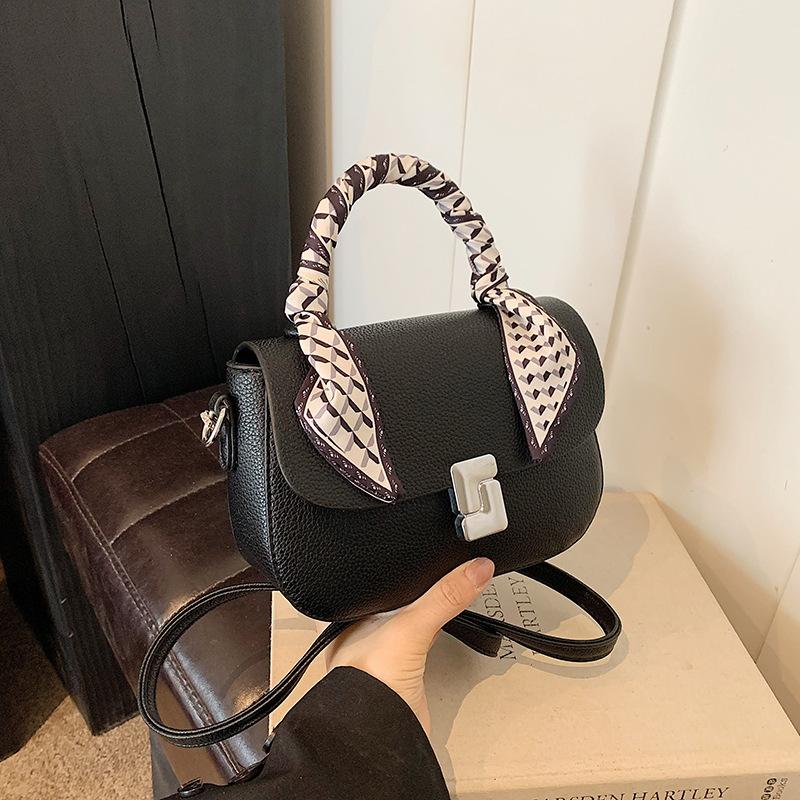 Новая стильная и простая шелковая сумка-флип с замком, портативная, на плечо, через плечо, универсальная женская сумка