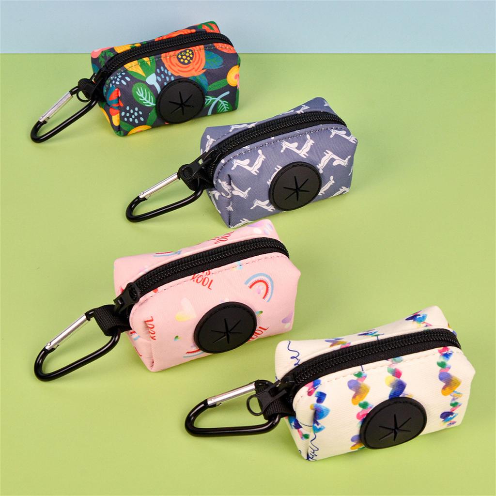 Convenient Pet Poop Bags Holder Fashion Print Zippered Dog Poop Bag Holder for Outdoor Pet Walking Running Clean Supply