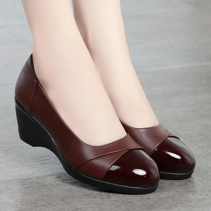 Women Cute Round Toe High Quality Patent Leather Spring Slip On Wedge Heel Shoes Lady Classic Student School Wine Red Shoes Ga07