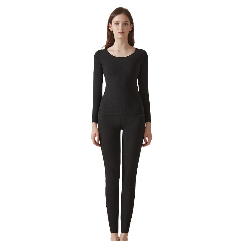 Женский комплект термобелья из шелка и кашемира: Бесшовный, плотный и теплый для осени и зимы.