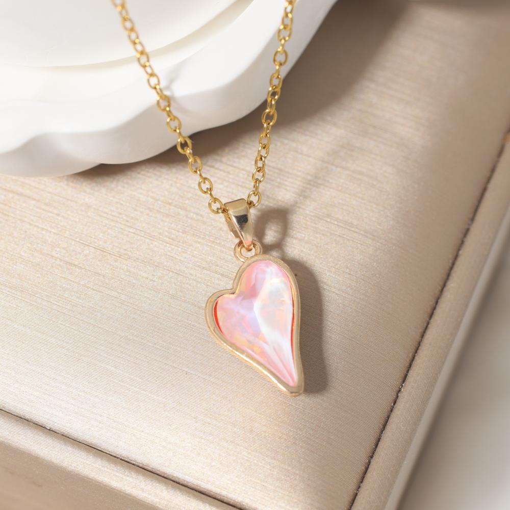 Heart Shape Pendant Necklace for Women Golden Stainless Steel Clavicle Chain Wedding Party Daily Wear Jewelry Accessories