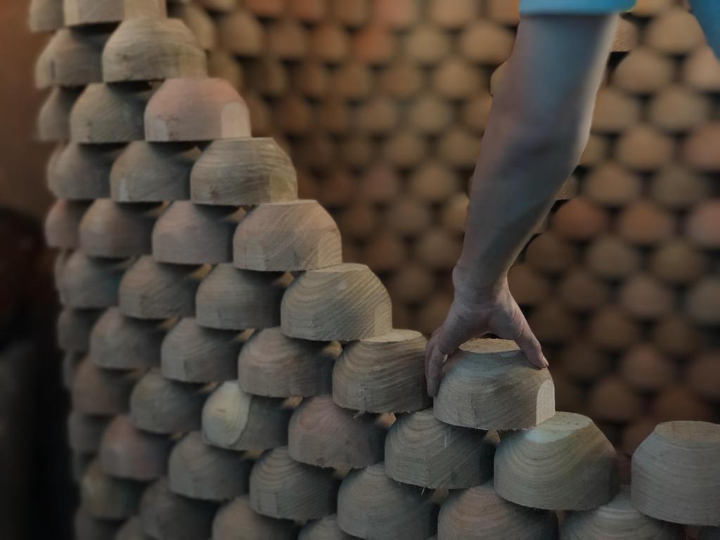 Средняя чаша Мэйбоку,