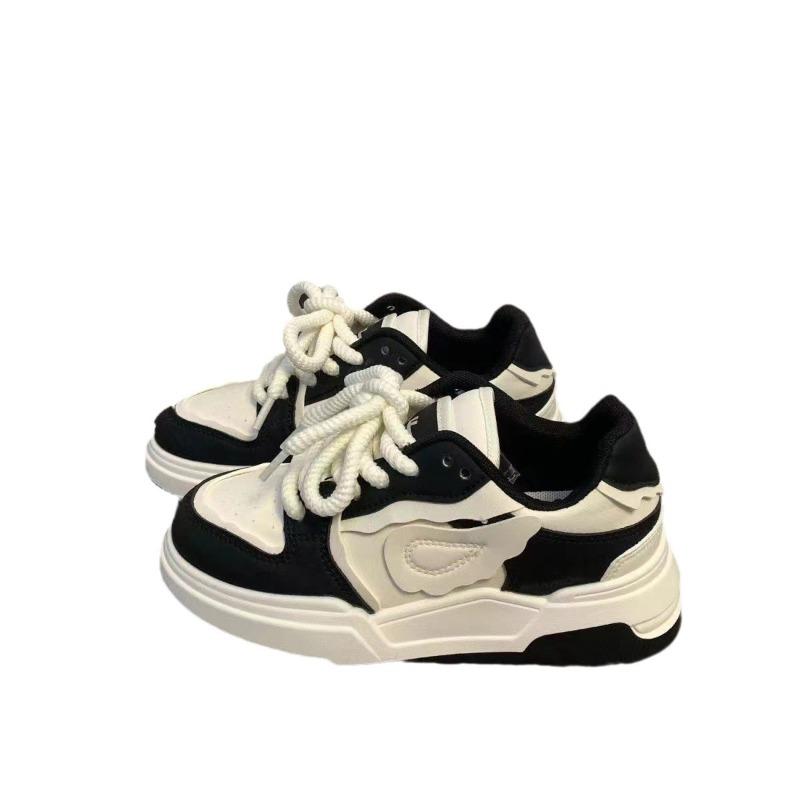 Female Students' Little White Shoes 2024 Autumn New Trendy Women's Shoes Popular Small Versatile Board Shoes