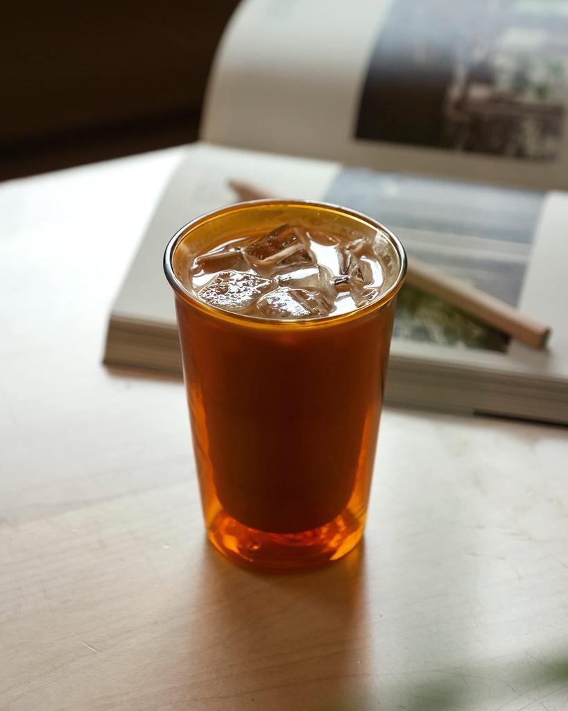 Кувшин KINTO CAST AMBER из стекла, можно использовать в микроволновой печи и посудомоечной машине, 21464, 1,2 л, термостойкий