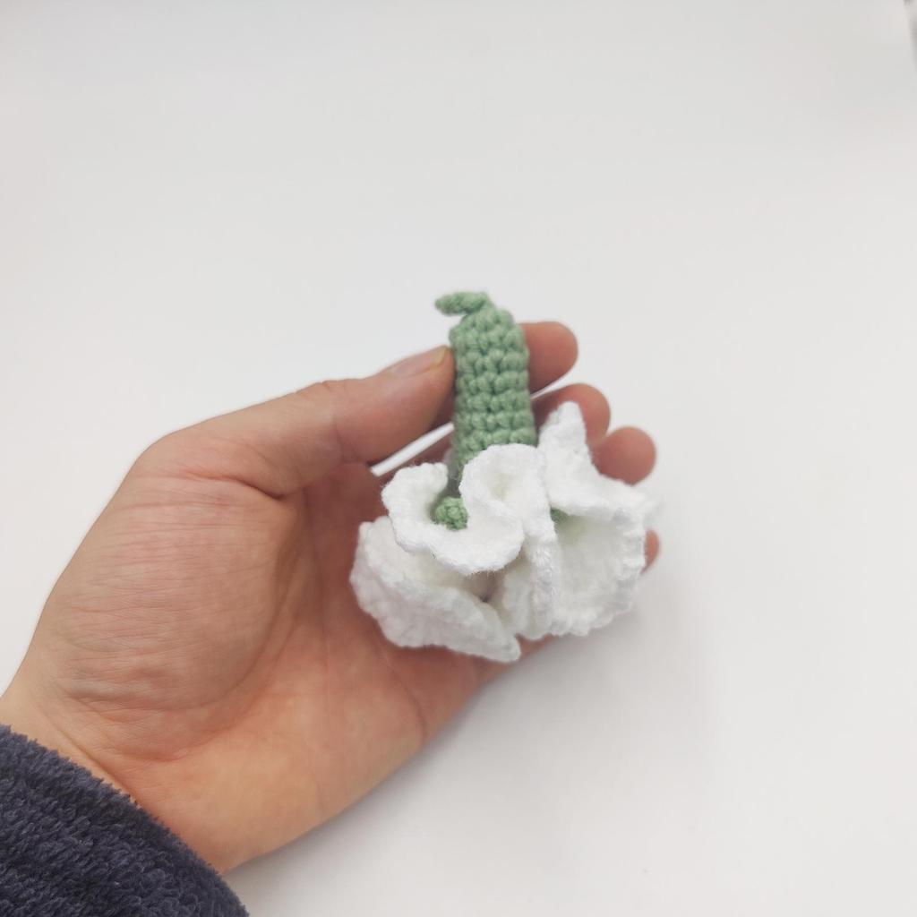 Korean-Style Pearl Chain Crochet Carnation Keychain - Mother's Day Gift Accessory