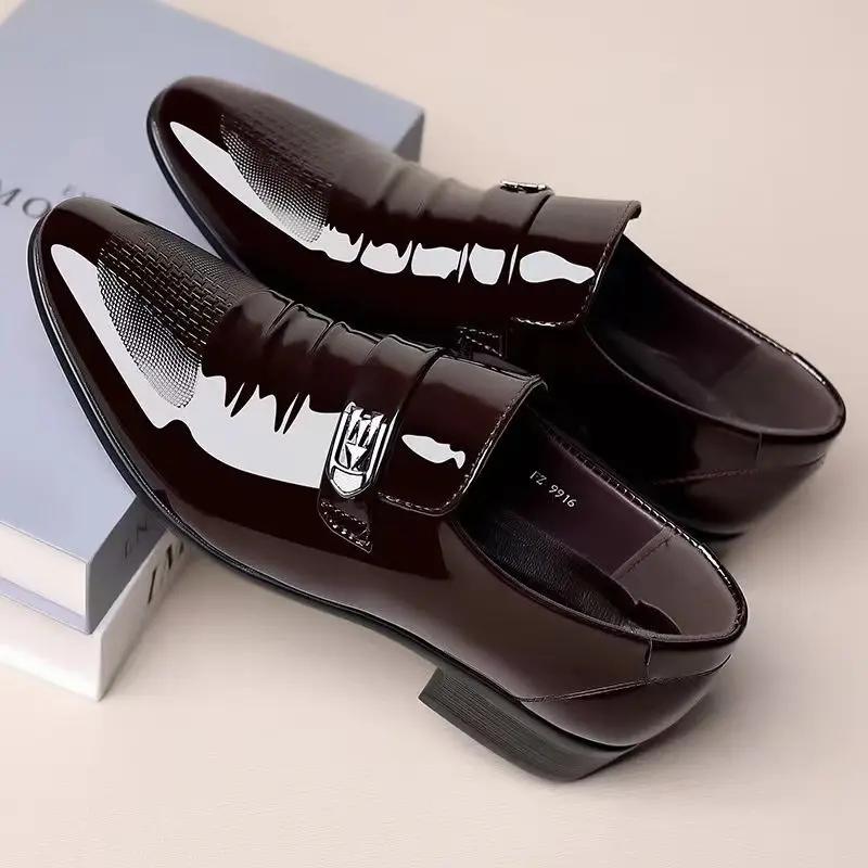Leather Casual Business Dress Shoes Man New Social Shoe for Men Cheap Liquidation Elegant and Classic 2024 Trend Clothing Party