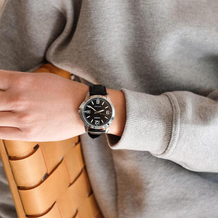 Casio Мужские часы Стандартная серия Черные MTP-V004L-1B MTP-V004L-1B