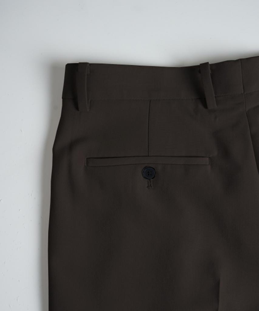 BIRBANTE Belted Double-Pleated Slacks - Brown
