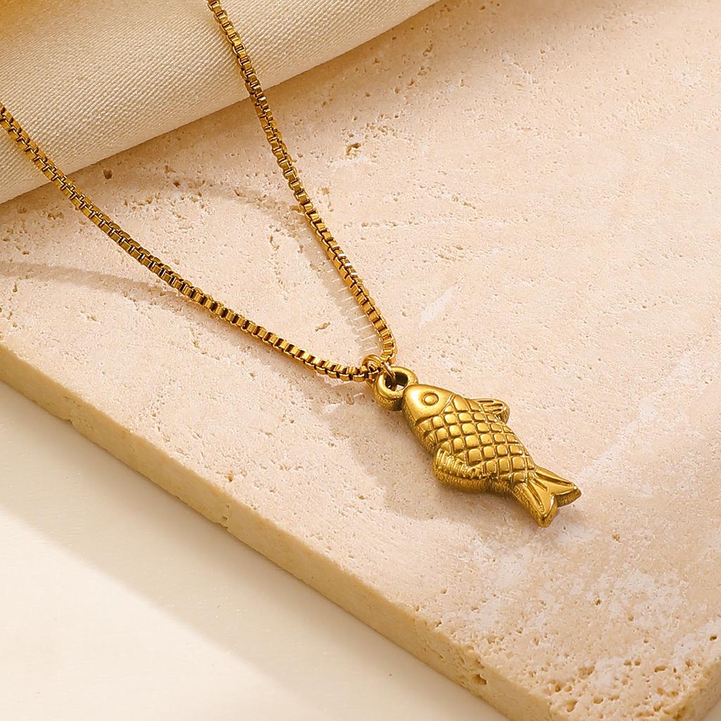 Amazon Beauty Самая продаваемая подвеска в виде маленькой рыбки из нержавеющей стали, ожерелье, личность, мода, высокое качество, простая цепочка на ключицу с рыбкой