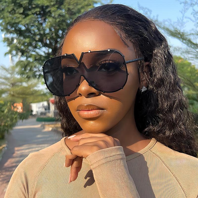 Fashion Brand Square Sunglasses For Women Vintage Metal Frame Retro Luxury Designer Female Sun Glasses Trendin Uv400 Eyewear