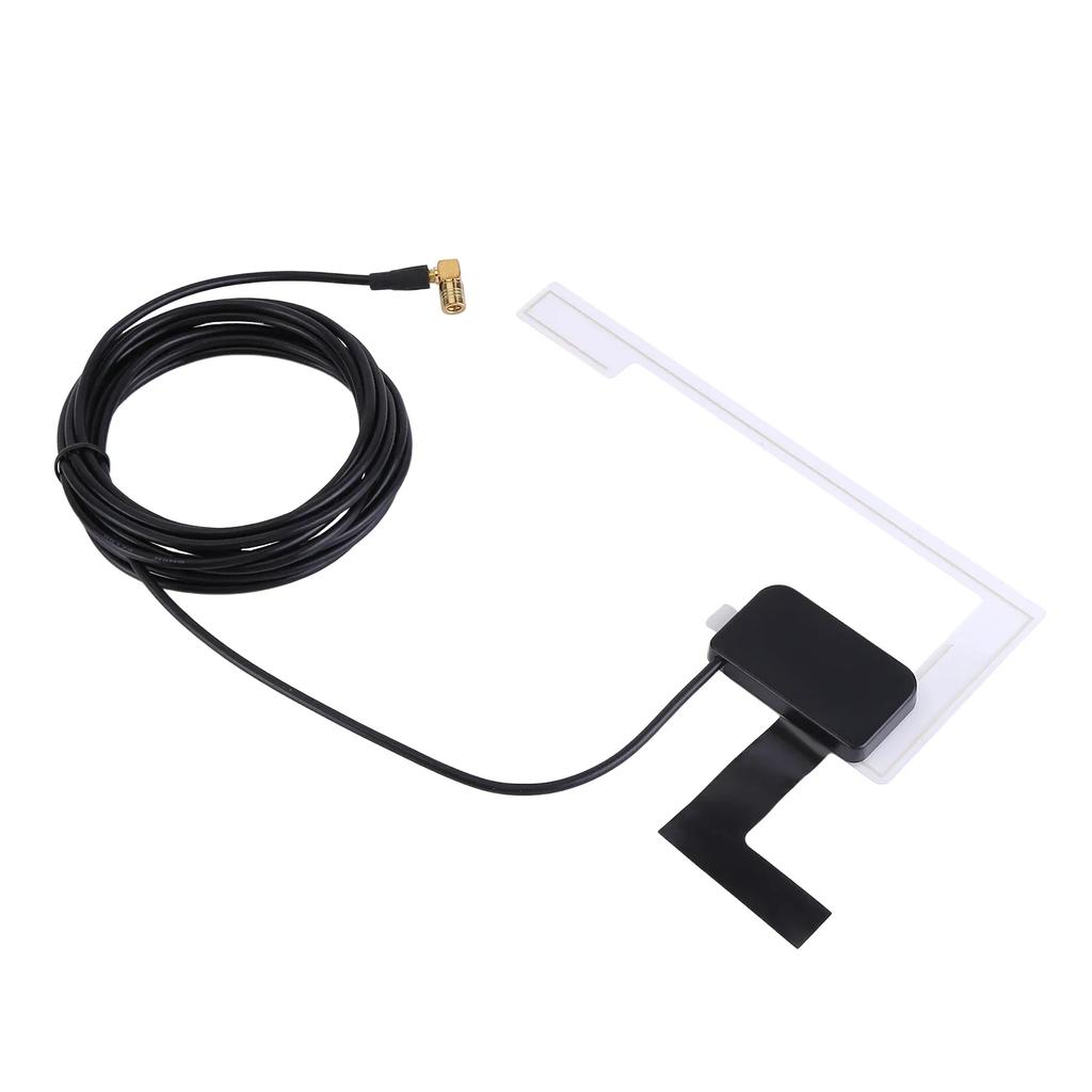 DAB+ Antenna Vehicle-mounted DAB European Digital Antenna (SMB head) for a discreet installation.