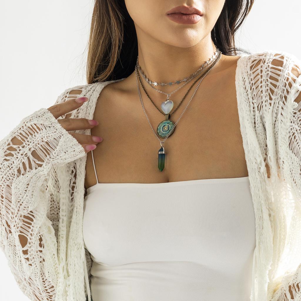 Аксессуары, ожерелье с длинной цепочкой и хрустальной колонной с бахромой, ретро ожерелье с круглым цветком и кулоном-сердцем