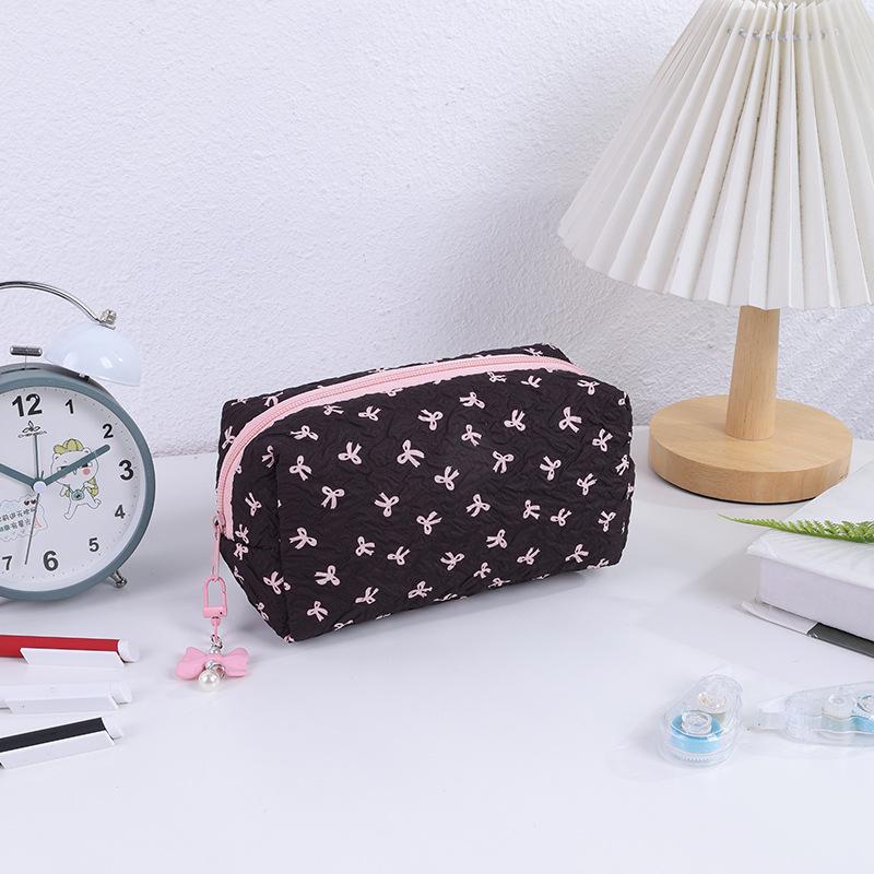 1pc Bow Tie Pattern Pencil Case, Creative Butterfly Tie Zipper Pearl Pendant, Fashion School Supplies - Back to School