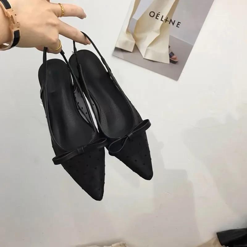 Мода 2025 Женская обувь Закрытый носок Женские сандалии Модные сандалии с острым носком Женские Низкий каблук Слипоны Бант В горошек Обувь Женская