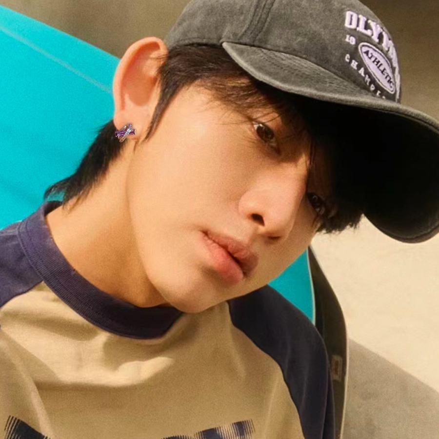 Мужские фиолетовые хип-хоп серьги-гвоздики - Стильные осенне-зимние серьги с уникальным дизайном