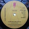 7inch Record TEDDY PENDERGRASS - Turn Off The Lights SPIR7740PROMO Philadelphia In 1979 UK Soul/Funk Used