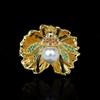 Кольцо с натуральным пресноводным жемчугом, позолоченное 18 карат, сохраняющее цвет, с увеличенным четырехлистным клевером и медной инкрустацией в виде пчелы