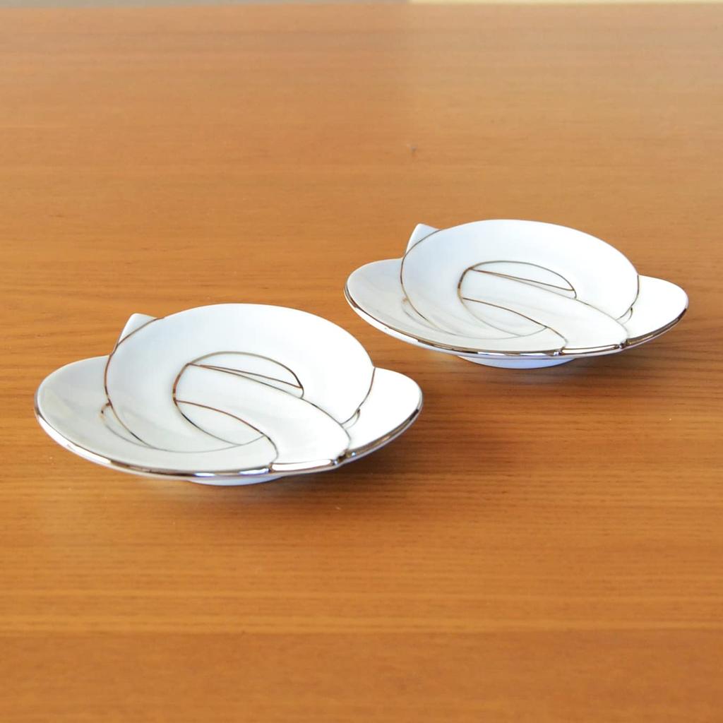 Set of 2 11cm Small Plates for New Year's, Arita Ware, Platinum Wire Bond, Silver, Japanese Tableware, Auspicious Charms