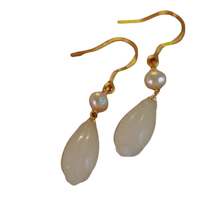Magnolia and Hetian jade earrings for women, unique design, elegant and stylish, new summer model, Chinese style