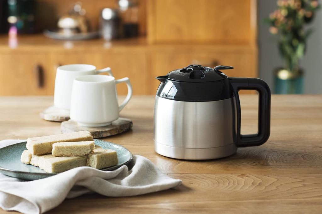 Oishi and Associates Russell Hobbs Electric Coffee 8 No Paper Filter Включает Touch Gold Coles Grand Lip 7653JP Maker, Cups, Required, Timer, Panel,