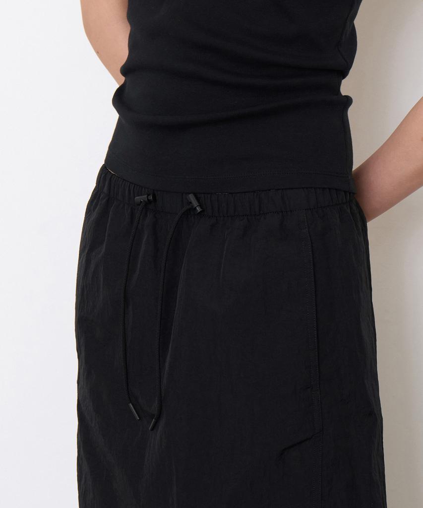 Musinsa Standard Woman Women'S Nylon Elastic Long Skirt [Black]