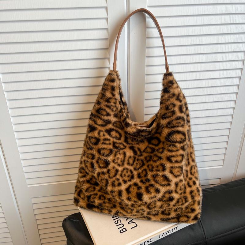Leopard Print Plush Tote - Women's Versatile Large-Capacity Autumn/Winter Shoulder Bag