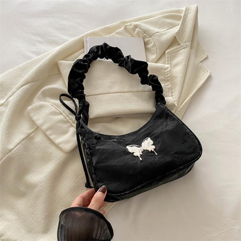 Сумка подмышкой женская 2024 новый трендовый иностранный стиль личность мода повседневная сумка через плечо в этом году популярная красивая сумка в форме полумесяца