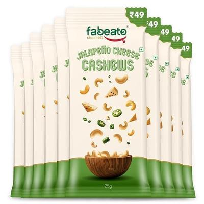 Fabeato Munch on the Go Snack Премиальные кешью с сыром халапеньо | Хрустящие | Богаты белком Каждый пакетик 25 г | Упаковка из 10 штук
