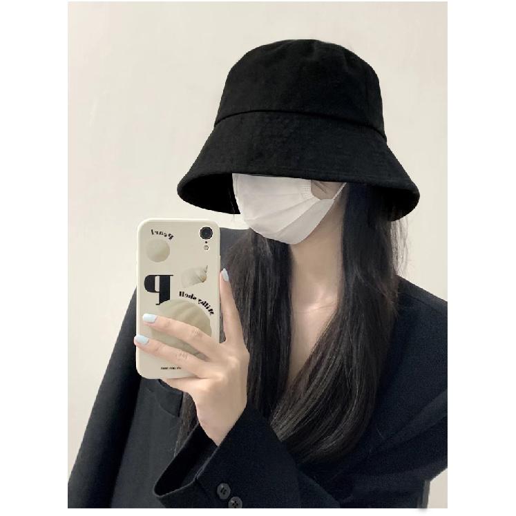 Black fisherman hat for women, oversized design, stylish and sun-protective, bucket hat