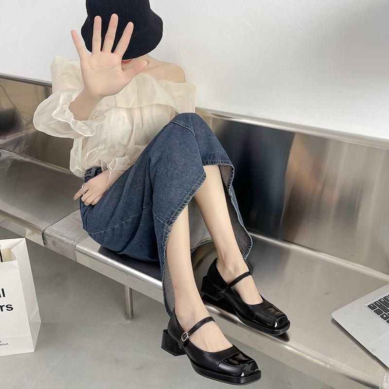 Туфли Мэри Джейн. Женские весенне-летние нишевые туфли с темпераментом на одинарной платформе. Туфли на толстом каблуке в стиле ретро. Французский квадратный носок. Маленькие кожаные туфли на низком каблуке.