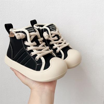 Осенняя мода Буква Мальчик Ботильоны Большие Детские Тенденции Новые Детские Ботинки Мягкая Подошва Легкие Кожаные Ботинки для Детей