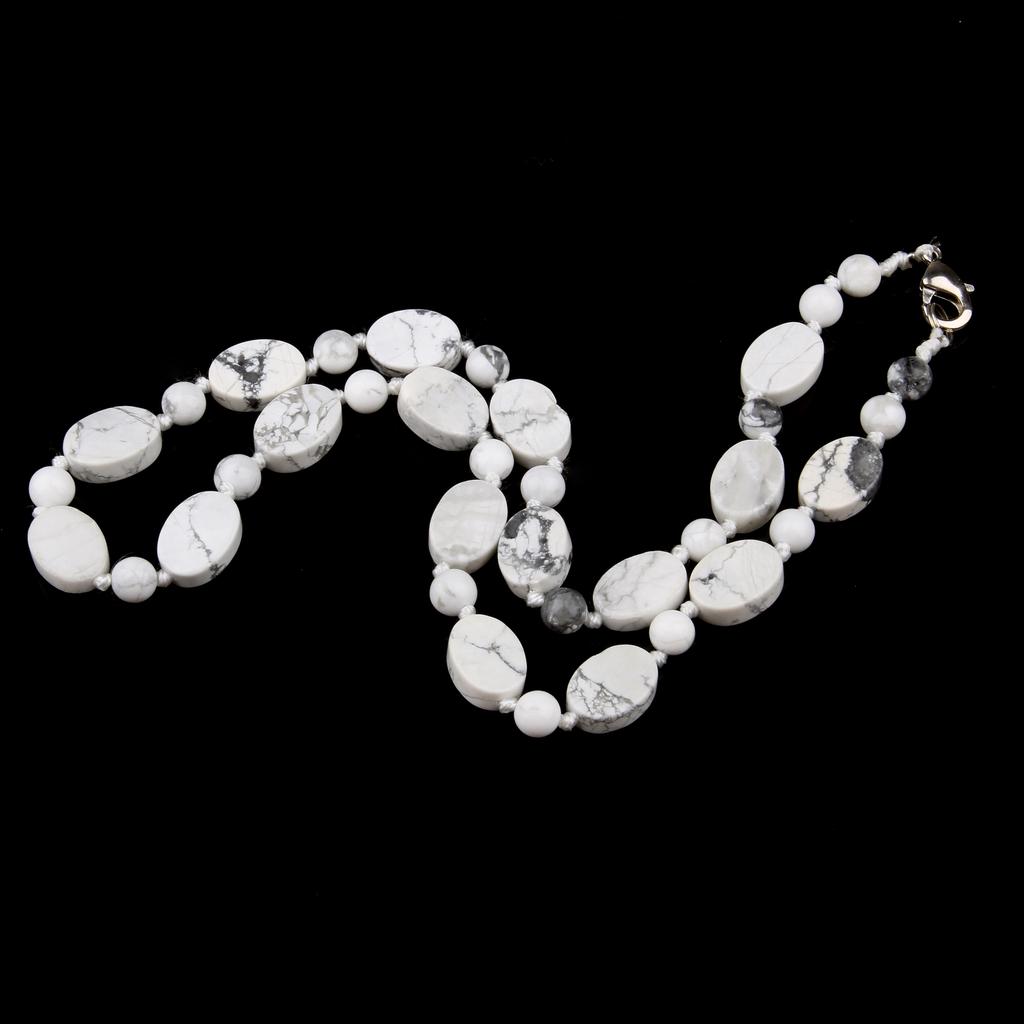 Женские ожерелья из полудрагоценных камней