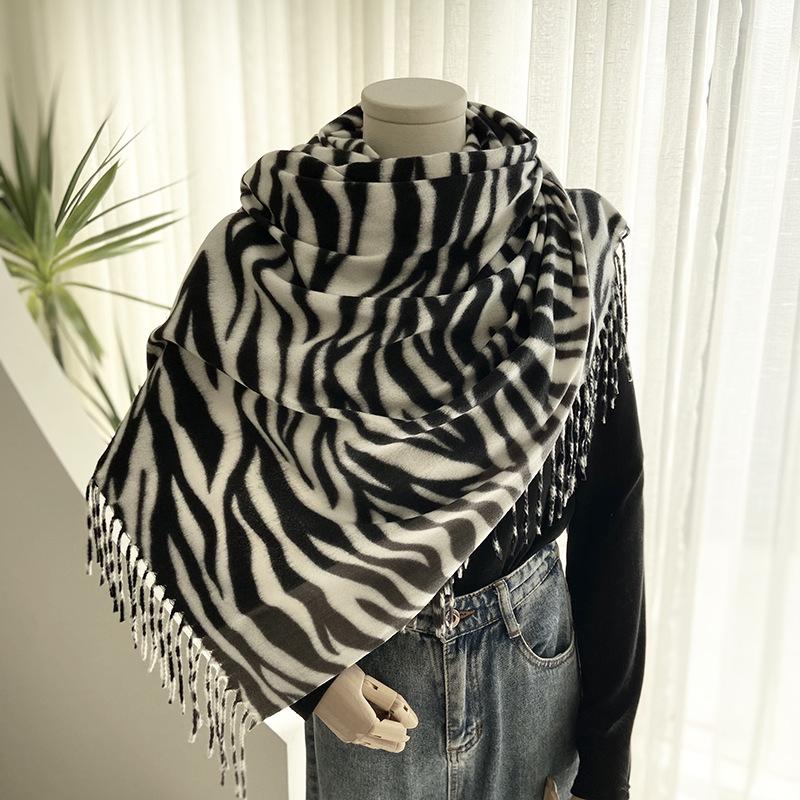 Autumn and Winter Imitation Cashmere Scarf Women's New Color Matching Printing Shawl Versatile Warm Scarf
