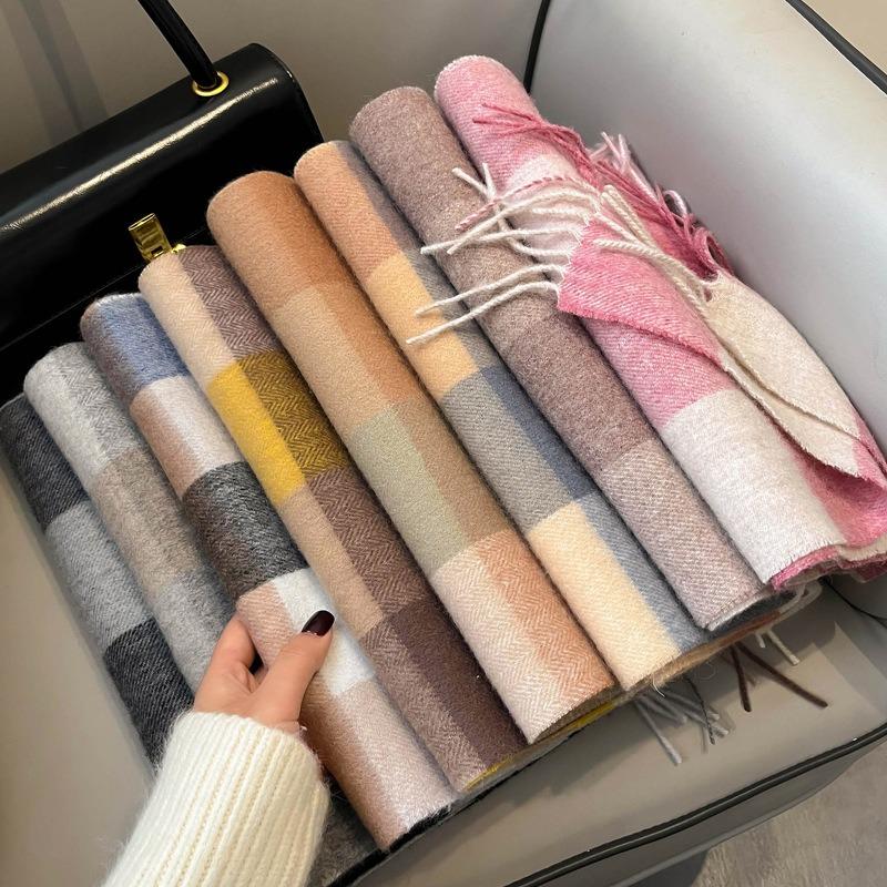 British Plaid Pure Wool Scarf Winter Women's Retro Blue Girls Couple Versatile Warm Scarf Men's Gift