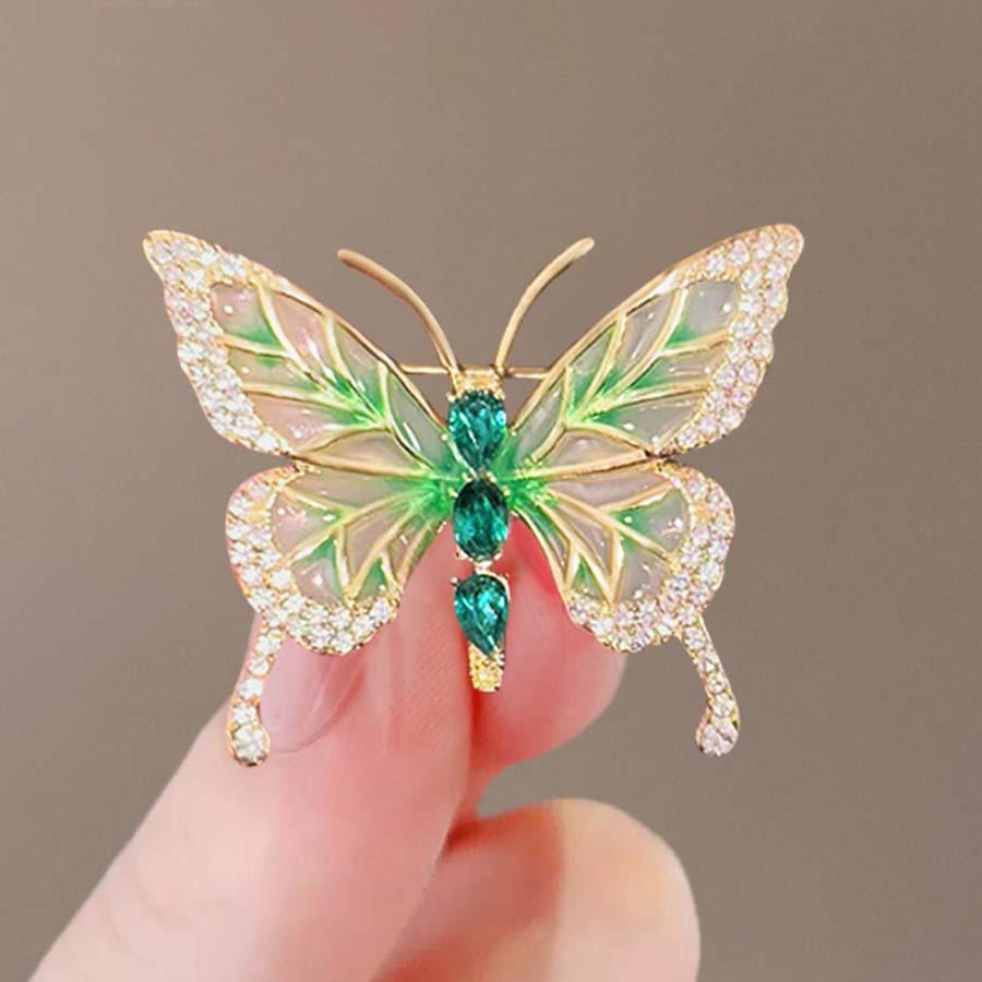 Summer Anti-Exposure Brooch: Fashionable and Luxurious Collar Pin for Women.