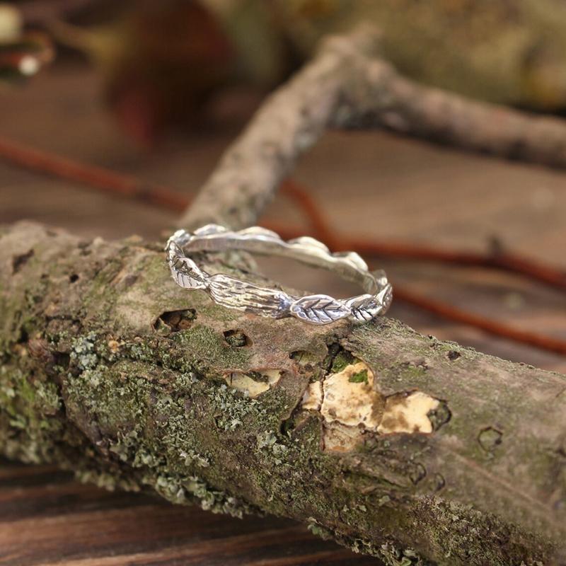 Винтажное кольцо ручной работы с резным узором в виде листьев для женщин, антикварное серебро, богемные аксессуары, обручальное кольцо, подарок на годовщину