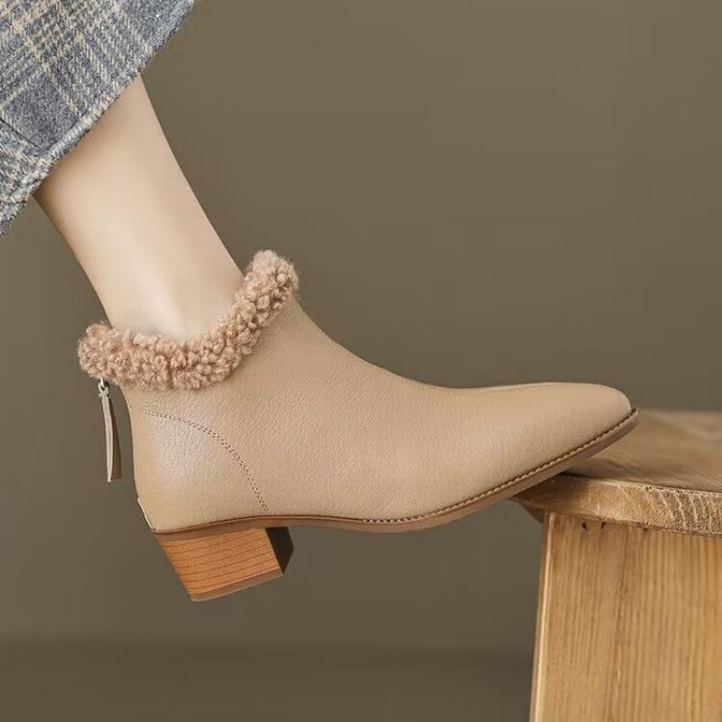 Женские ботильоны для снега, элегантные, с острым носком, теплые, короткие, плюшевые, на среднем каблуке, женские, зимние, новые, 2025, трендовые, модные, ботинки Челси