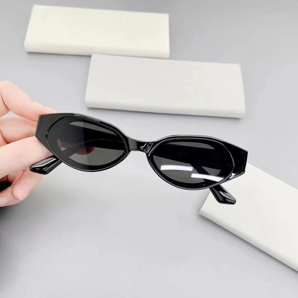 Vintage Style Women'S Sunglasses Fashion Cat Eye Shape Uv400 Protection Sun Glasses Men Holiday Travelling Female Sunglass