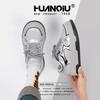 Глобально популярные дышащие кроссовки для женщин 2025 года, новые тонкие и удобные спортивные туфли на платформе с увеличенным размером ZHQ5397