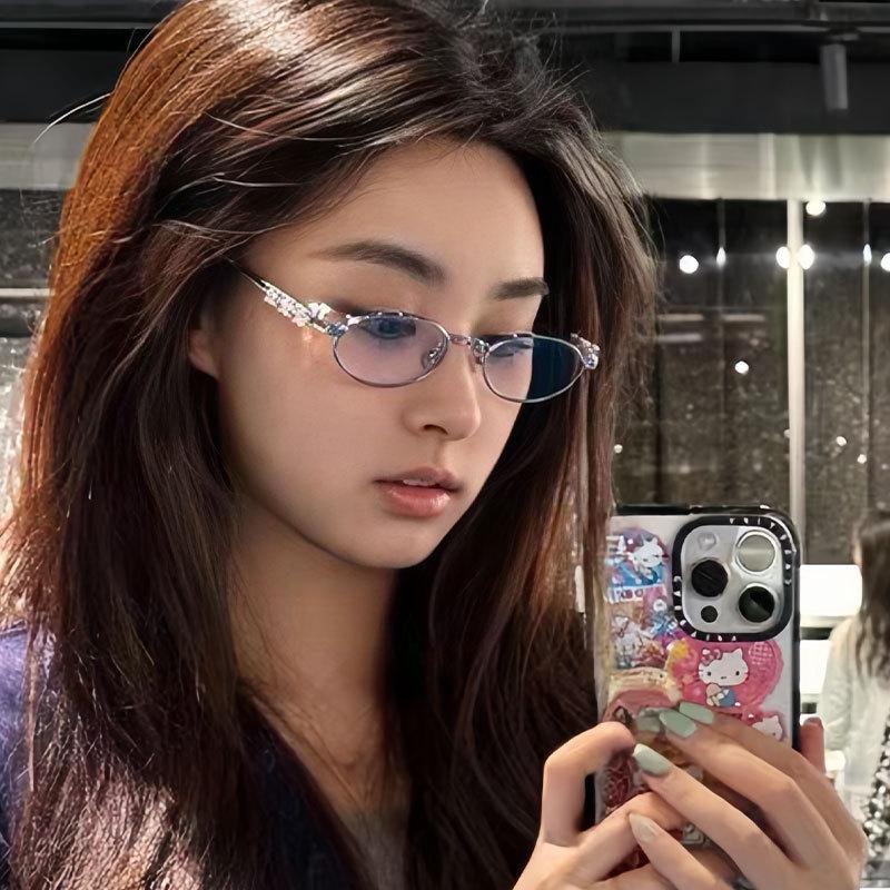 Овальные очки Y2K с серебряной оправой, инкрустированные бриллиантами GM - Женская маленькая оправа, совместимая с миопией, макияж-фри.