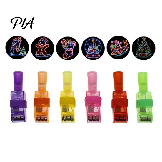 Light Up Finger Rings Christmas Projector Light, Mini Patterns LED Toy for Kids, Tree Party Supplies Ring Projection Xmas Stocking Stuffers Kids