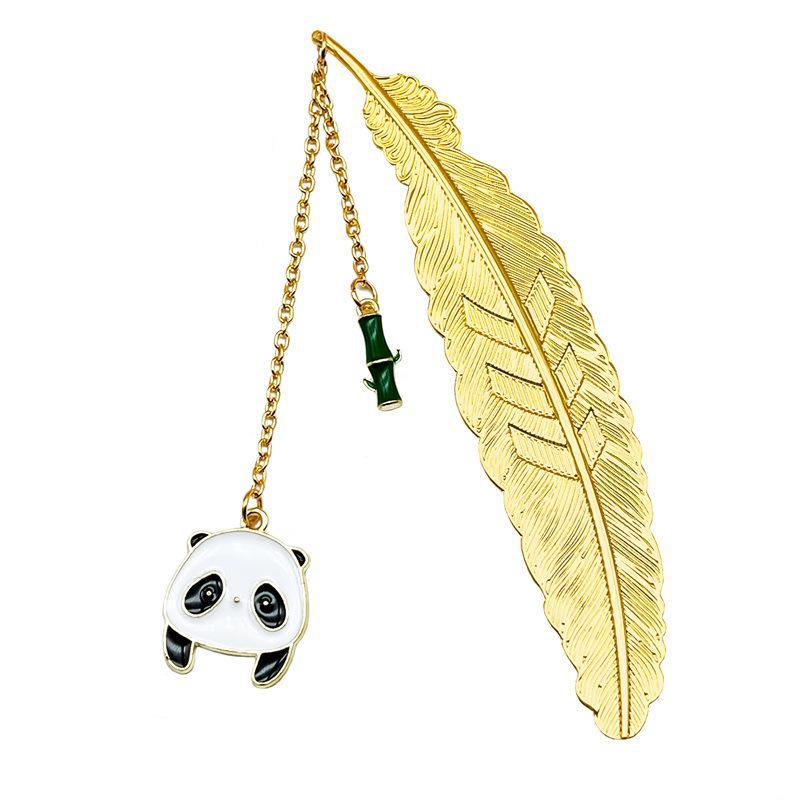 Подвеска-закладка Golden Feather Panda Duo — милая, креативная канцелярия для студентов.