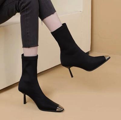 Мода 2024 года, высококачественная женская обувь, женские сапоги без застежек, модные однотонные современные сапоги, женские сексуальные сапоги с острым носком без каблука