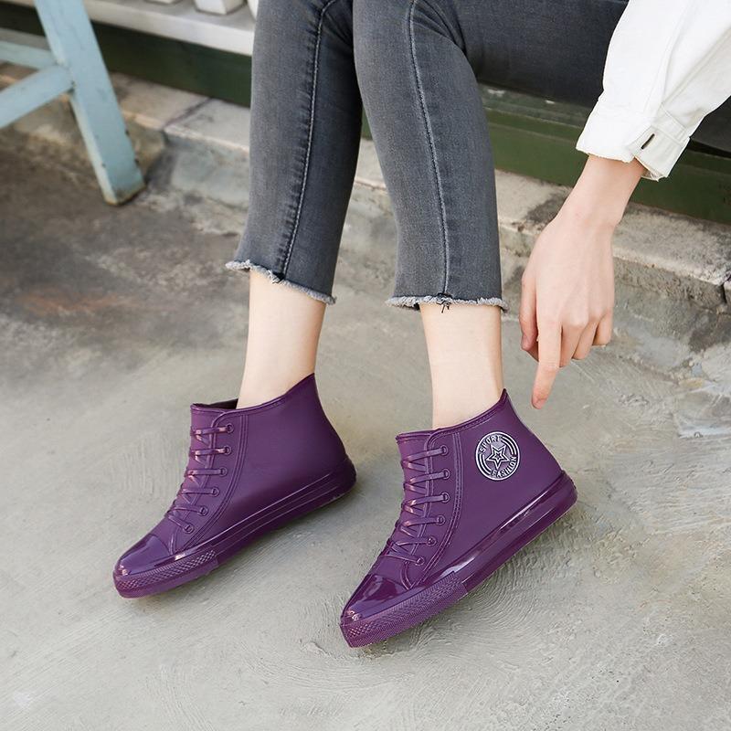 Fashion Outer Wear Junior High School Students Rain Shoes Wear-resistant Non-slip Treading Water Martin Boots Beautiful Cute Trend Water Shoes
