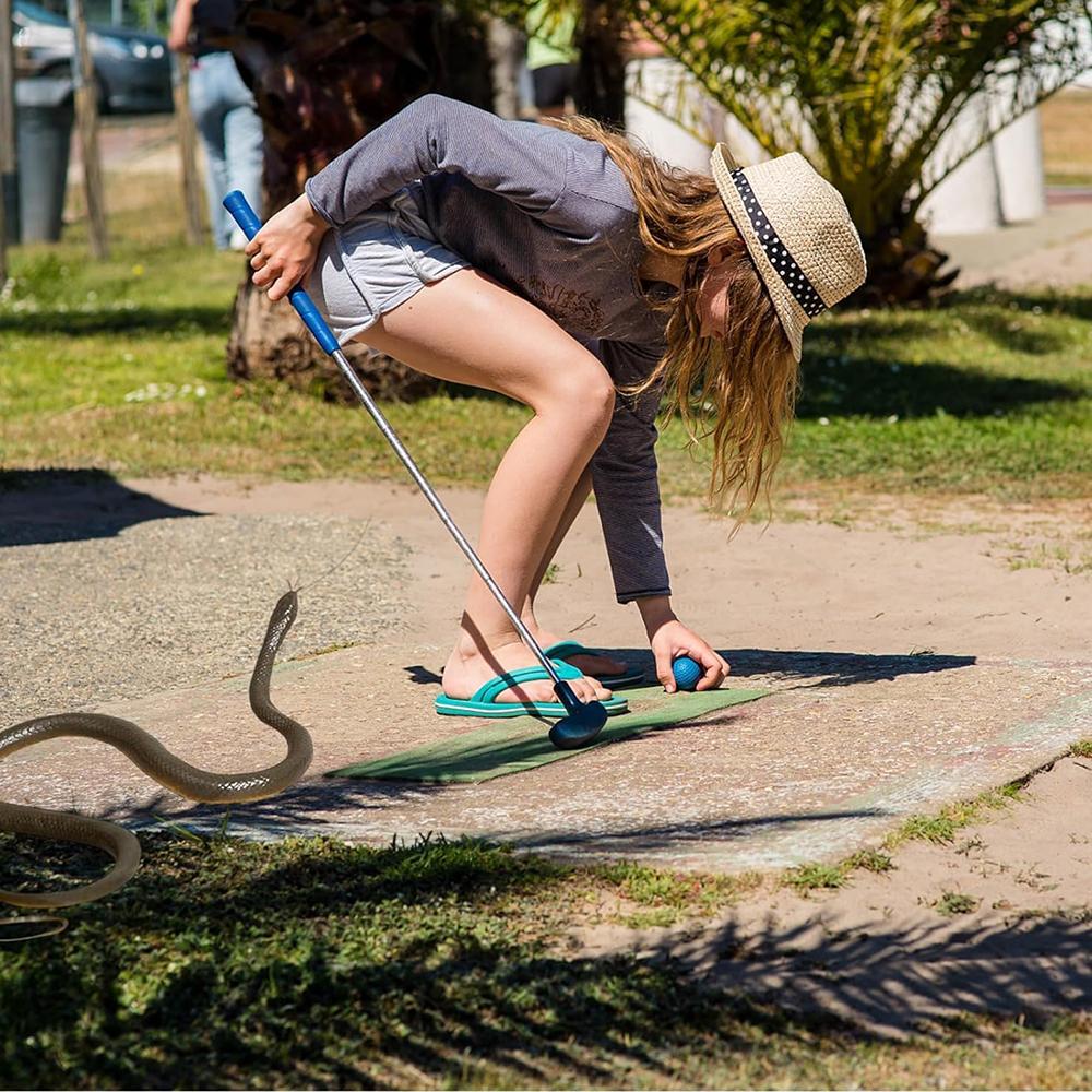 Прикол со змеей с зажимом на веревке Реалистичная резиновая змея для прикола, 1,2 м