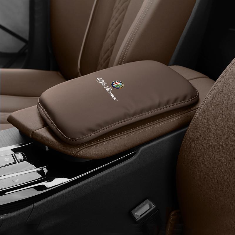 HTGF6 Car Armrest Mat Leather Arm Rest Sof Pad Protection Cushion For Alfa Romeo Giulia Stelvio Giulietta 156 159 147 Mito Tonale Brer