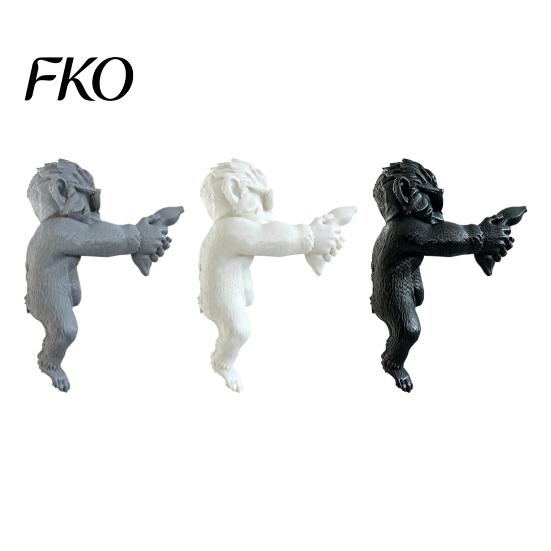 Fine Workmanship Decor Cool Monkey Figurine Computer Monitor Decor, Funny Statue Ornament, Decorative Bedroom Decoration Piece with Banana