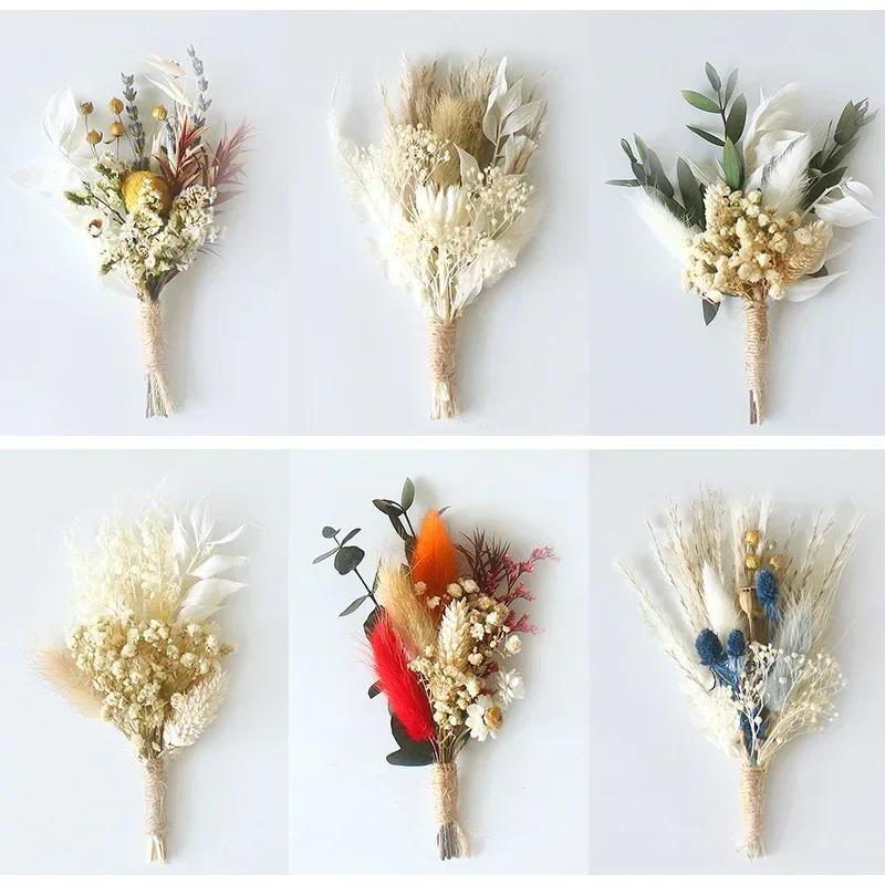 6PCS Mini Bouquet Bride and Bridesmaid Wedding Corsage Gift Box Decorated with Dried Flowers and Eternal Flowers As A Hand Gift