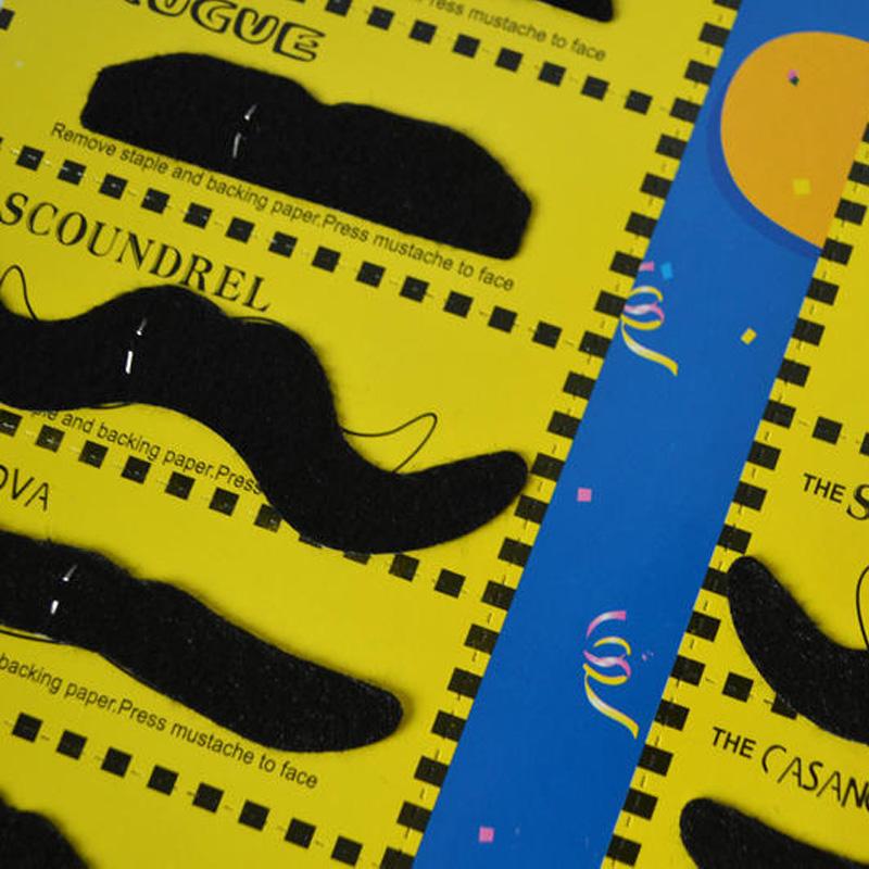 Парик Усы Хеллоуин Костюм Праздничные товары для вечеринок Забавная черная искусственная борода 12 шт. Вечерние бороды Парики Волосы Реквизит для фотобудки Дети Подарки