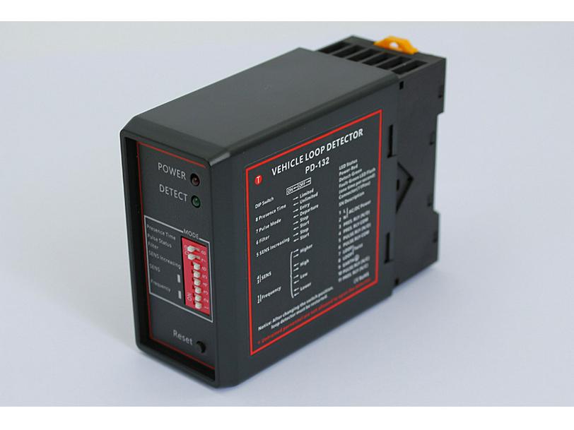 PD132 Одноканальный универсальный индукционный детектор транспортных средств для ворот сообщества